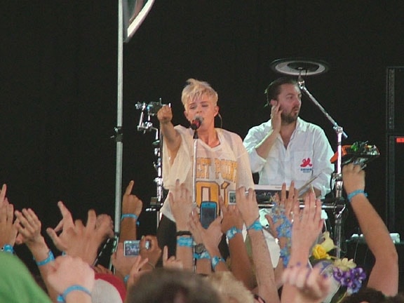Robyn closeup resize