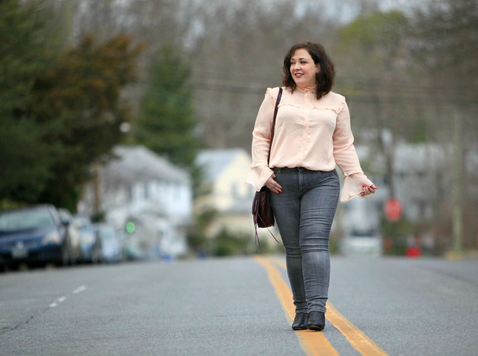 Wardrobe Oxygen over 40 fashion blogger wearing an ELOQUII blouse