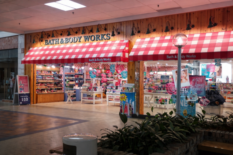 We Need to Talk About Leslie Wexner Retail Brands 5 original bath & body works store in the 90s